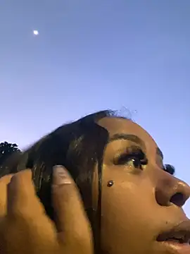 jhenannyy online show from 06.10.26