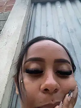 jhenannyy online show from 06.11.26