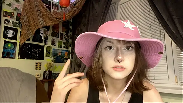 Snapshot of YourFavoriteAltgirl chatting on 05.21.26 YourFavoriteAltgirl online show from 05.21.26