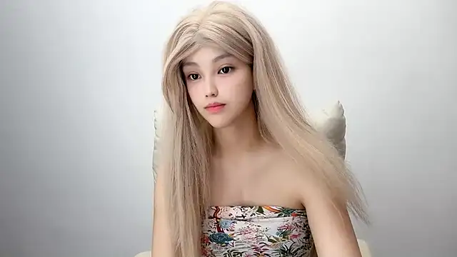 jiangjiang2005 online show from 07.05.26