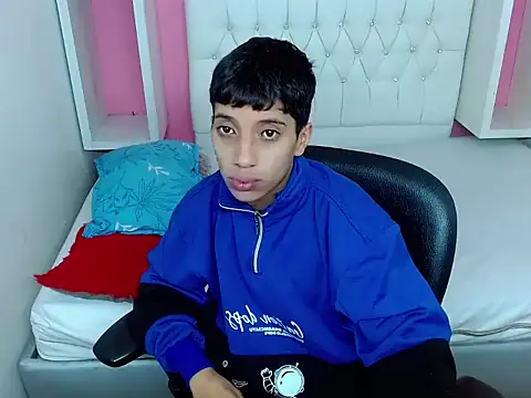 Snapshot of jl_brayan12 chatting on 05.23.26 jl brayan12 online show from 05.23.26