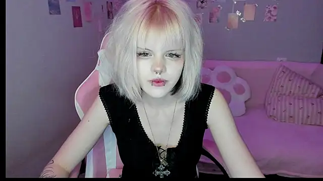 VelvetAlice online show from 07.15.26