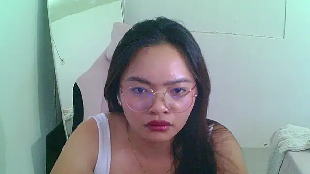 Snapshot of AlethiaBratsch chatting on 05.31.26 AlethiaBratsch online show from 05.31.26