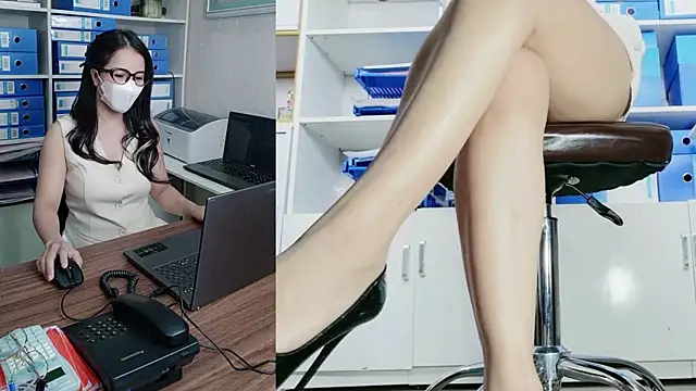 Julie-Rosee online show from 07.22.26
