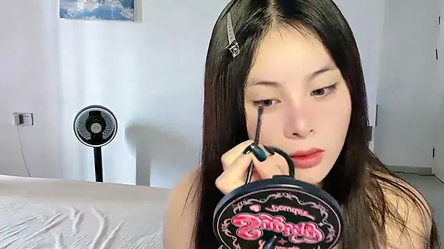 Snapshot of enen-123 chatting on 07.24.26 enen-123 online show from 07.24.26