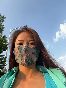 kiss loo online show from 07.24.26