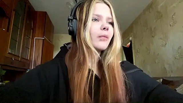SusanaLeichty online show from 05.24.26