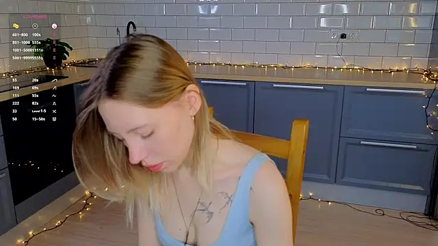 BlondeKelly online show from 05.23.26
