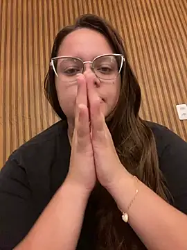 Laryssinha 69 online show from 07.04.26