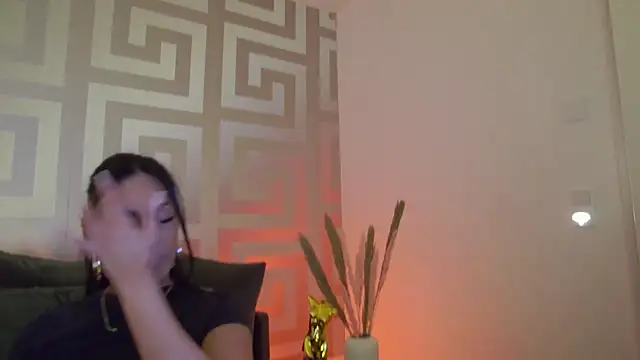 Snapshot of Mina_Babe chatting on 03.13.25 Mina Babe online show from 03.13.25