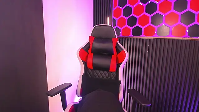 SantyFoxxs online show from 06.21.26