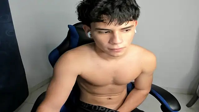 Adrian hot01 online show from 07.23.26