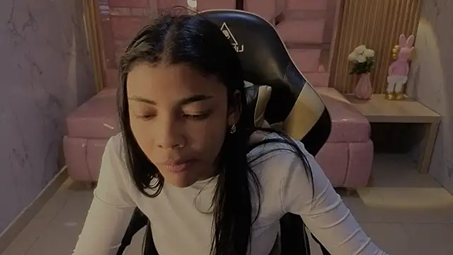 valentina gomez s online show from 07.24.26