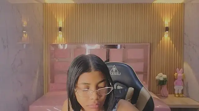 valentina gomez s online show from 07.25.26