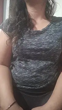 Snapshot of Marcella_single chatting on 06.05.26 Marcella single online show from 06.05.26