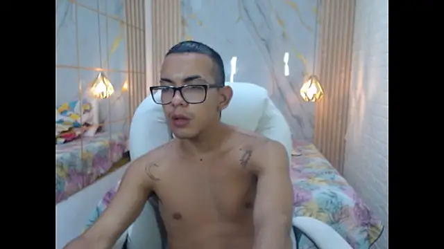 maximiliano hotdevil online show from 05.26.26