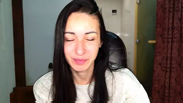 BouncySweety online show from 11.22.25