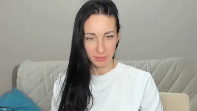 BouncySweety online show from 02.12.26