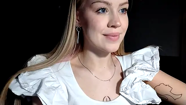 Luna liss  online show from 06.15.26