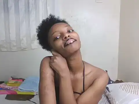 Snapshot of CUTE-MESSY chatting on 06.29.26 CUTE-MESSY online show from 06.29.26