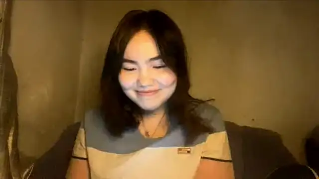 Molly Teddy online show from 05.31.26