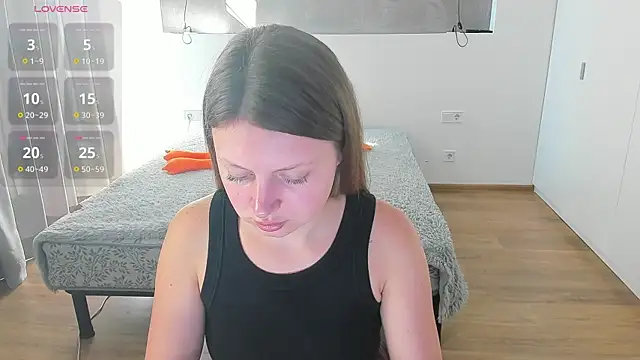 Snapshot of Kitkatvel chatting on 07.27.26 Kitkatvel online show from 07.27.26