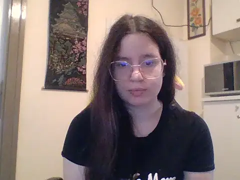 Snapshot of SzexiMacska chatting on 05.27.26 SzexiMacska online show from 05.27.26