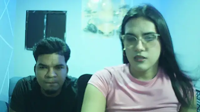 Snapshot of shannel_ydo chatting on 05.25.26 shannel ydo online show from 05.25.26