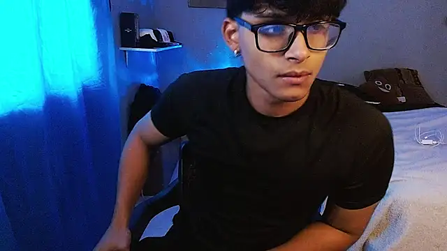 Snapshot of Mr_yisuzz chatting on 07.20.26 Mr yisuzz online show from 07.20.26