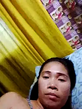 hotmom lyn online show from 06.12.26