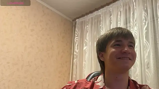 Goolden Flaash online show from 05.25.26