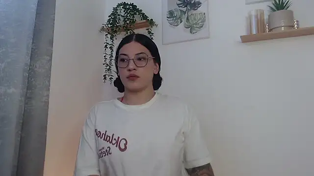 Snapshot of Leena_rose chatting on 07.09.26 Leena rose online show from 07.09.26
