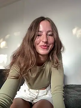 gymgirllaura online show from 07.15.26