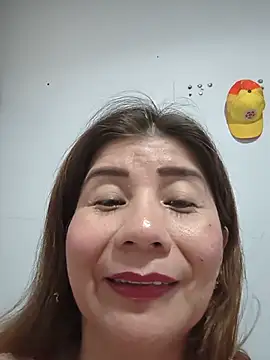 fire mommy online show from 07.04.26