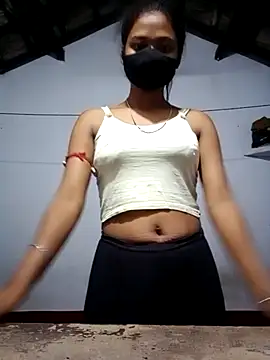 Snapshot of Madhuri-singh88 chatting on 07.11.26 Madhuri-singh88 online show from 07.11.26
