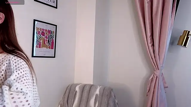 LeishaChamblee online show from 06.10.26