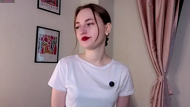 LeishaChamblee online show from 06.12.26