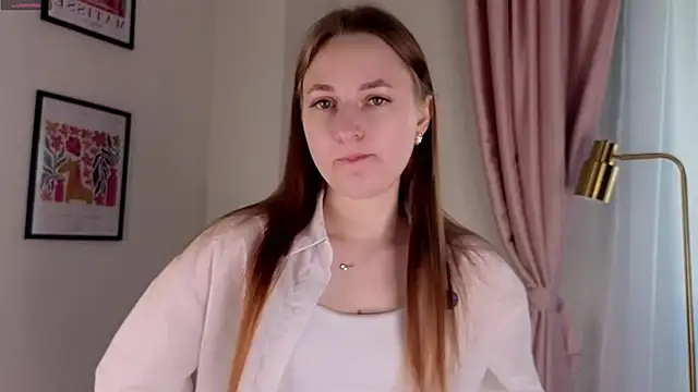 LeishaChamblee online show from 07.01.26