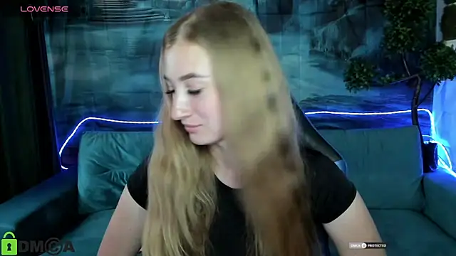 MonicaMoonlit online show from 05.27.26