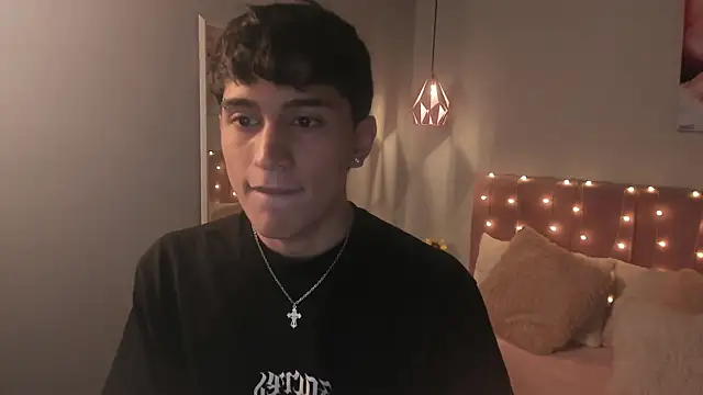 Snapshot of ryan_valentino chatting on 07.17.26 ryan valentino online show from 07.17.26