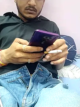 Dakuu A online show from 07.14.26