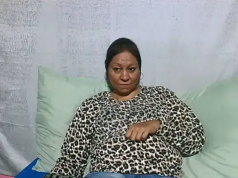 IndianSexyMilf69 online show from 06.13.26