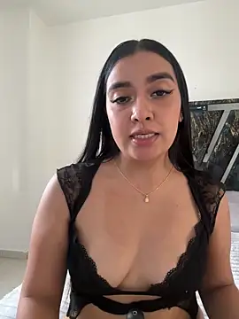 Snapshot of HaileyBieber_ chatting on 06.07.26 HaileyBieber online show from 06.07.26