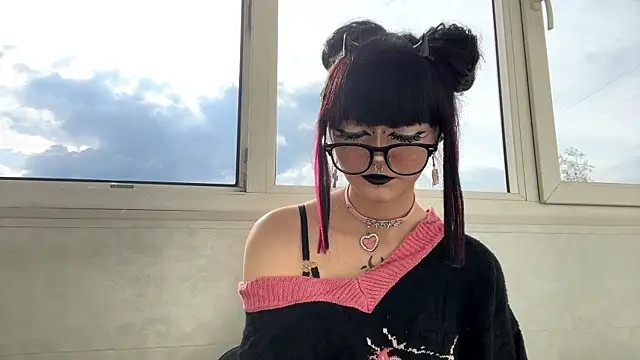 HolyCute online show from 06.06.26
