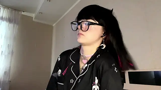 HolyCute online show from 06.07.26