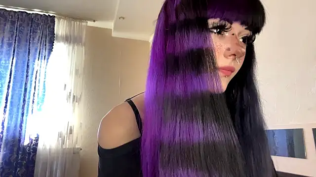 HolyCute online show from 06.21.26