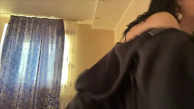 HolyCute online show from 07.06.26