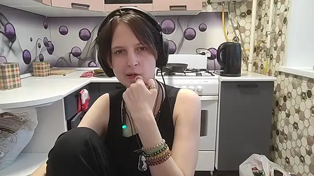 Saranade online show from 07.24.26