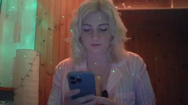 LunaaKiss online show from 06.03.26