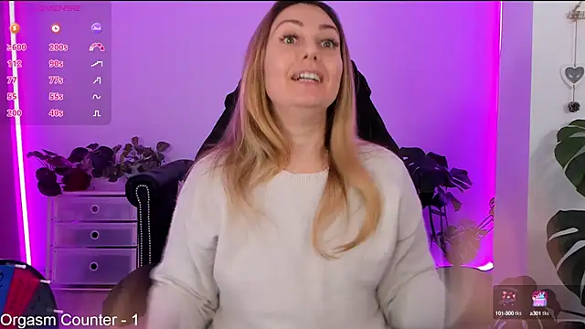 LindaWhite  online show from 01.07.25